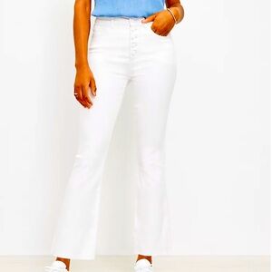 LOFT Frayed Button Front High Rise Kick Crop Jeans in White- size 29 size 8
